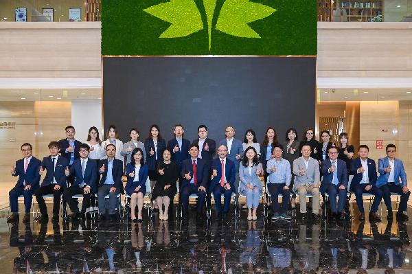 同心聚力，上澤齊輝 | 上藥控股與澤璟制藥舉行戰(zhàn)略合作簽約儀式